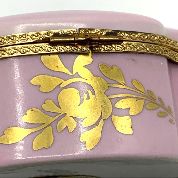 Vintage Limoges France Pink Porcelain Trinket Box Gold Gilt Floral - Picture 14 of 16